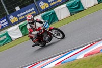 Vintage-motorcycle-club;eventdigitalimages;mallory-park;mallory-park-trackday-photographs;no-limits-trackdays;peter-wileman-photography;trackday-digital-images;trackday-photos;vmcc-festival-1000-bikes-photographs